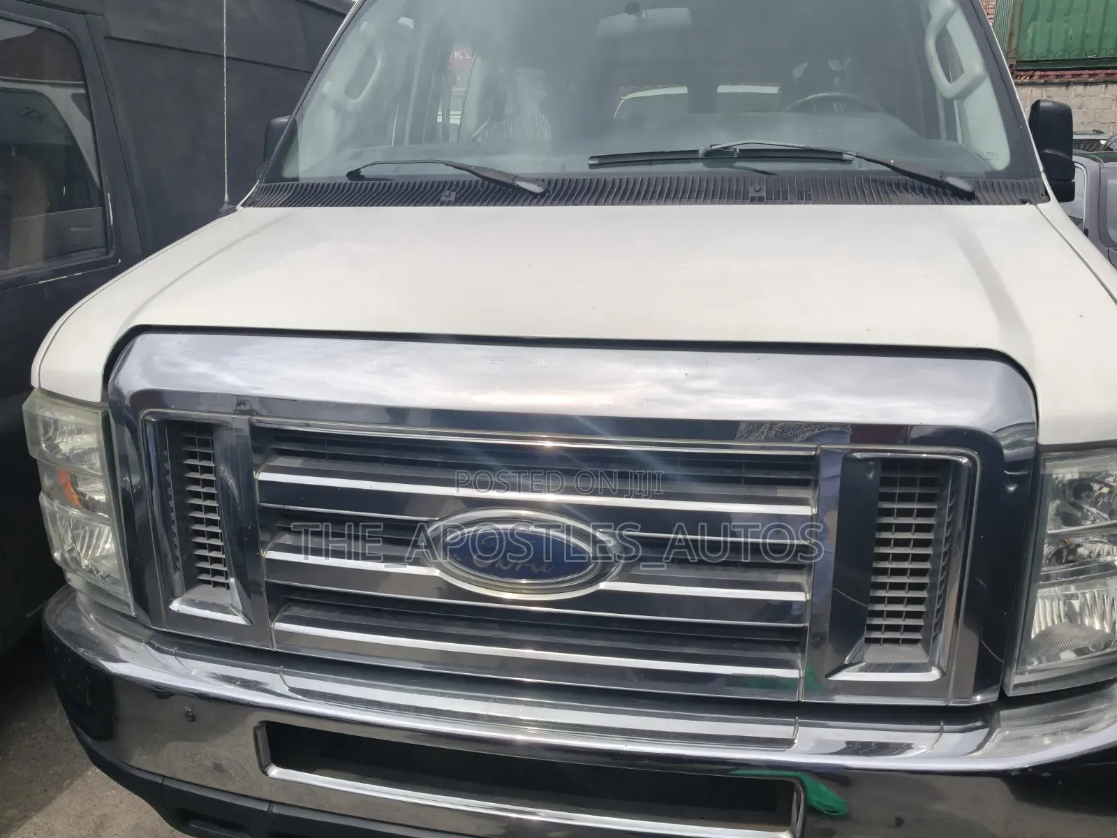 Ford E250 2010 White