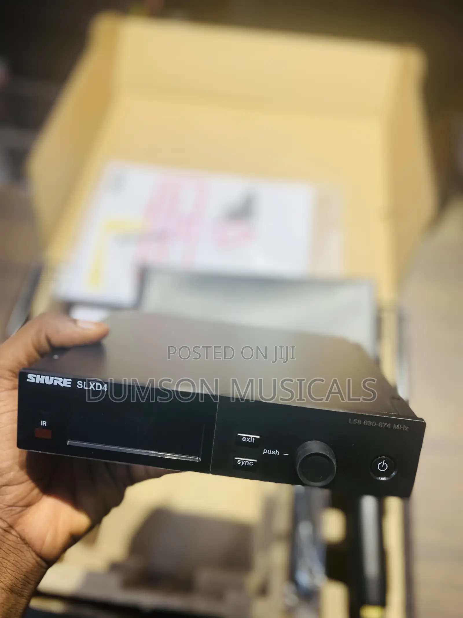Shure Beta-87a SLX-D Shure Wireless Microphone System Uhf