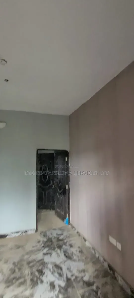 1bdrm Room & Parlour in Awka for rent