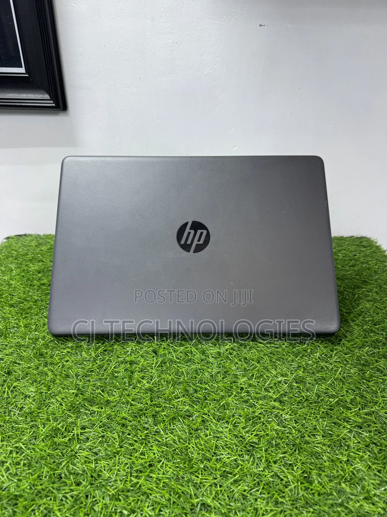 Laptop HP 250 G10 8GB Intel Core i5 SSD 256GB