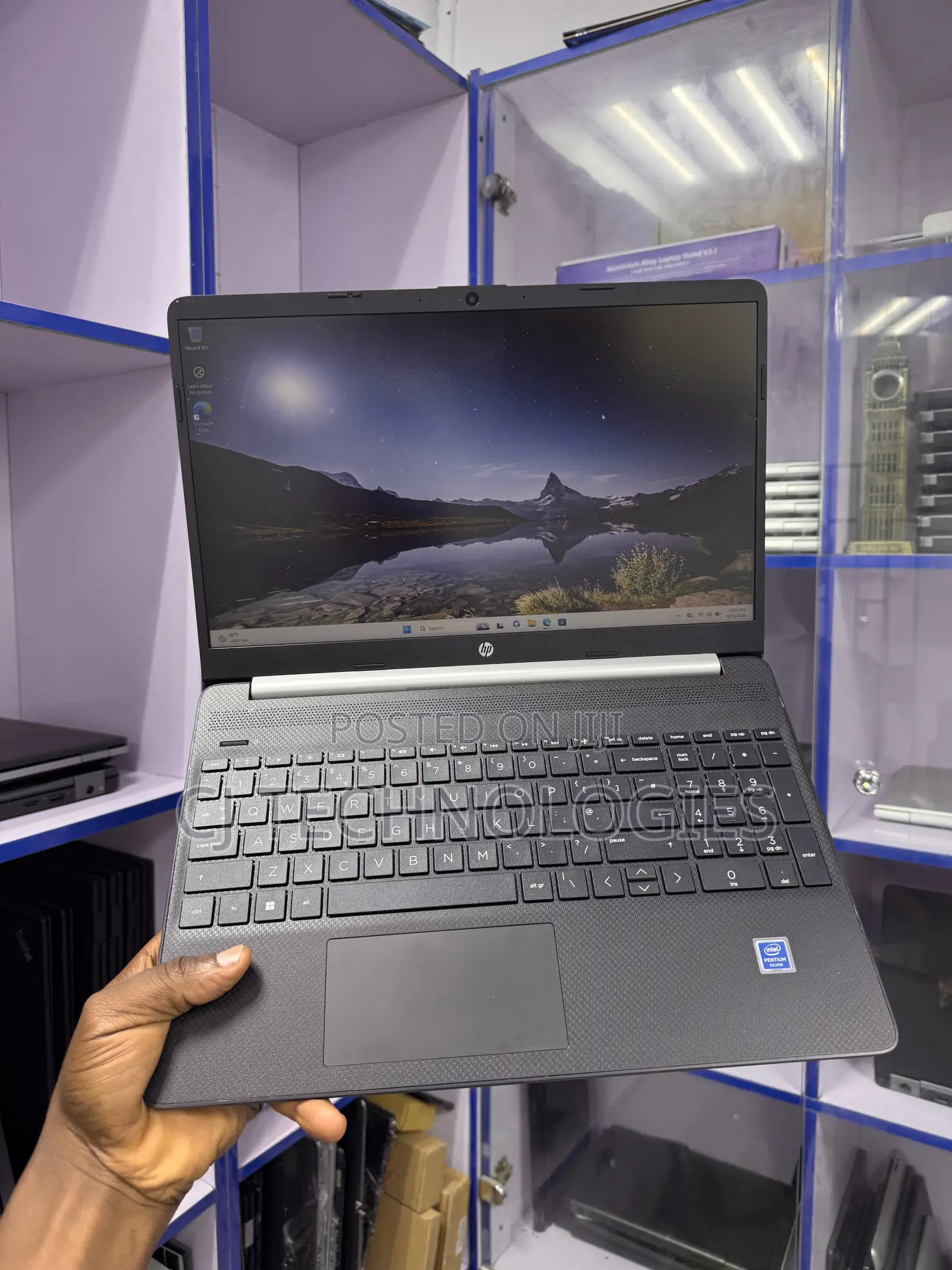 Laptop HP 250 G10 4GB Intel Pentium SSD 128GB