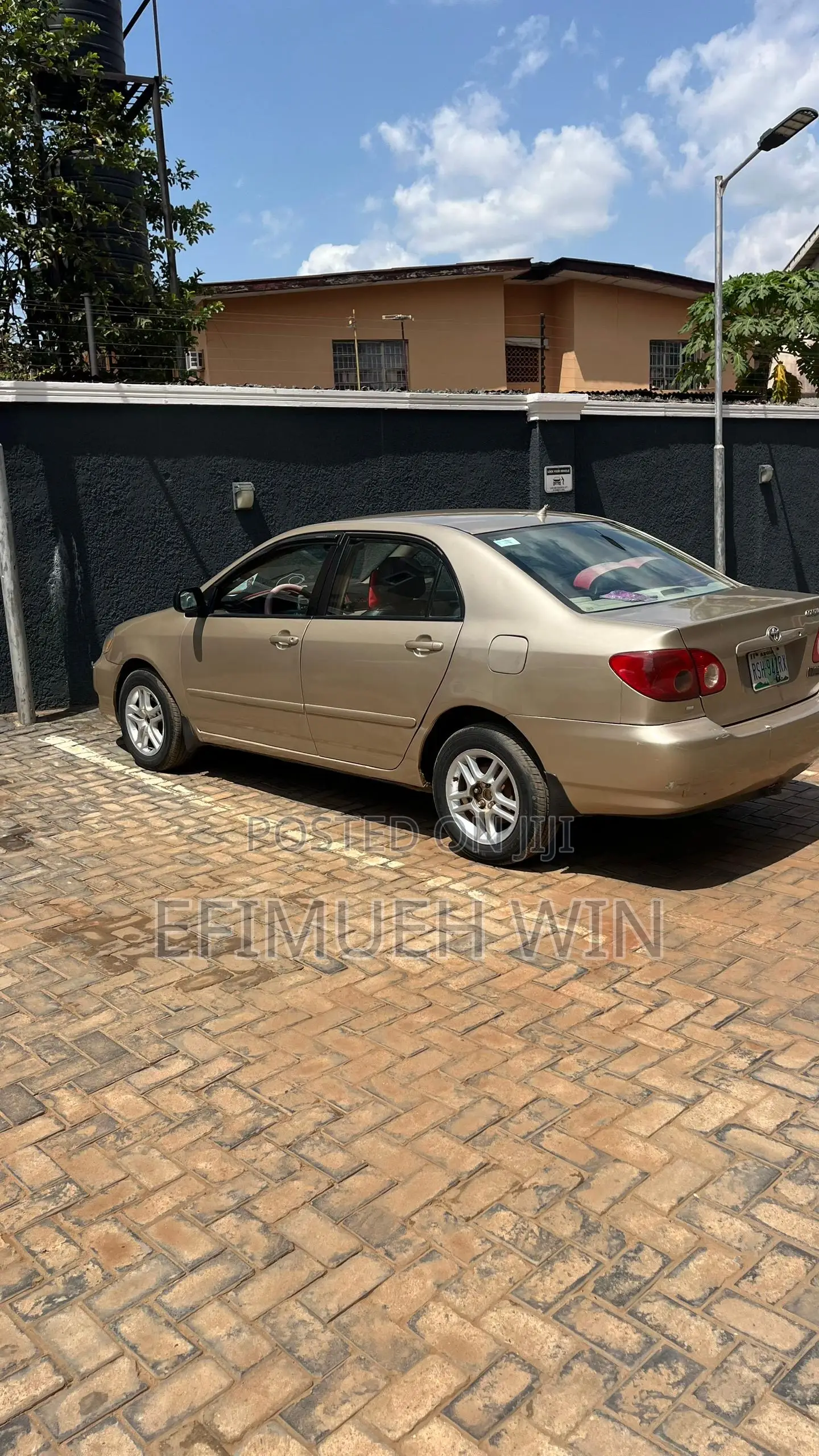 Toyota Corolla LE 2006 Gold