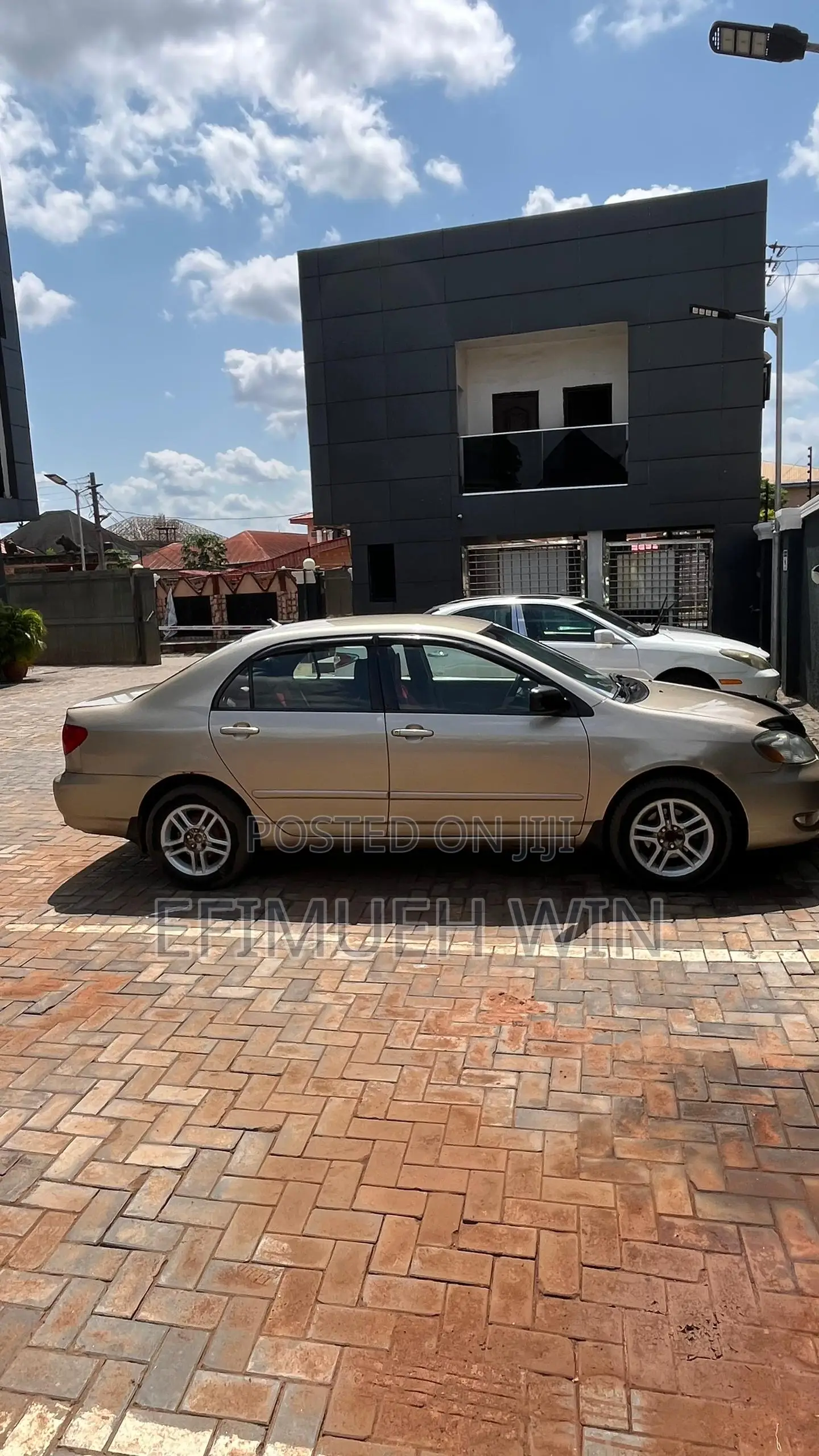 Toyota Corolla LE 2006 Gold