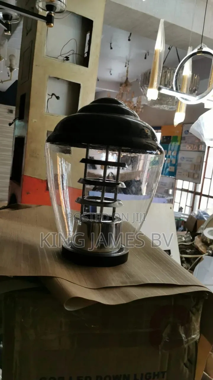 Black Cover 250mm Garden Light
