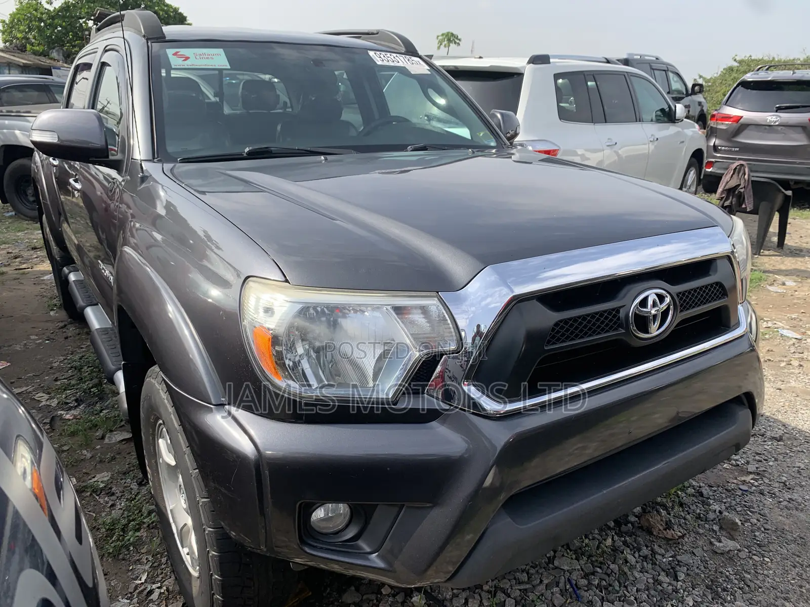 Toyota Tacoma 2015 Gray