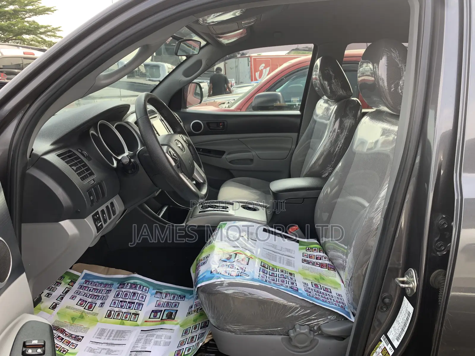 Toyota Tacoma 2015 Gray