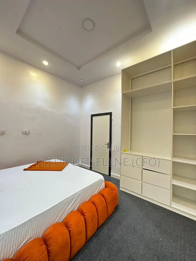 Soft One Bedroom Apartment