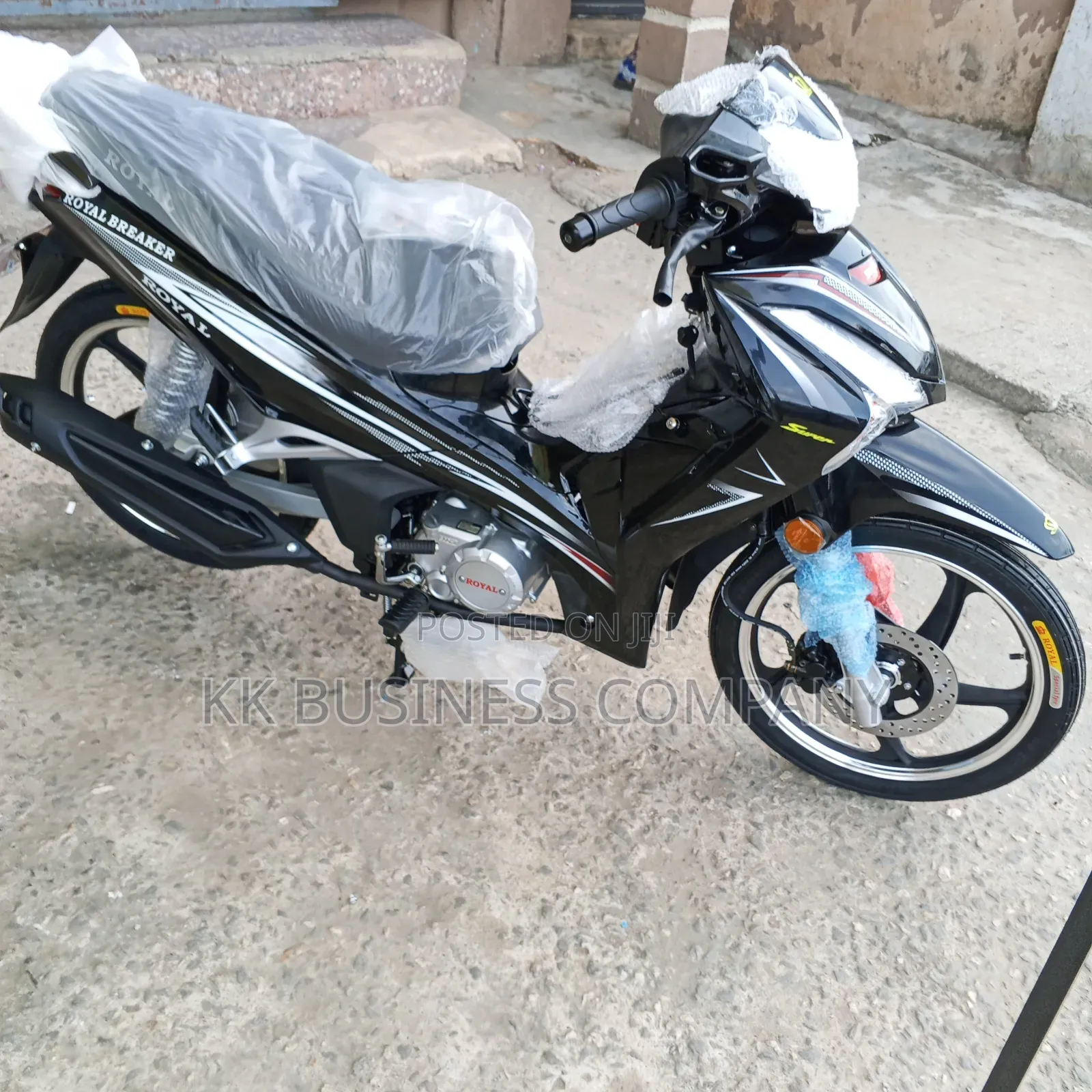 New Royal Motorcycle 2025 Black