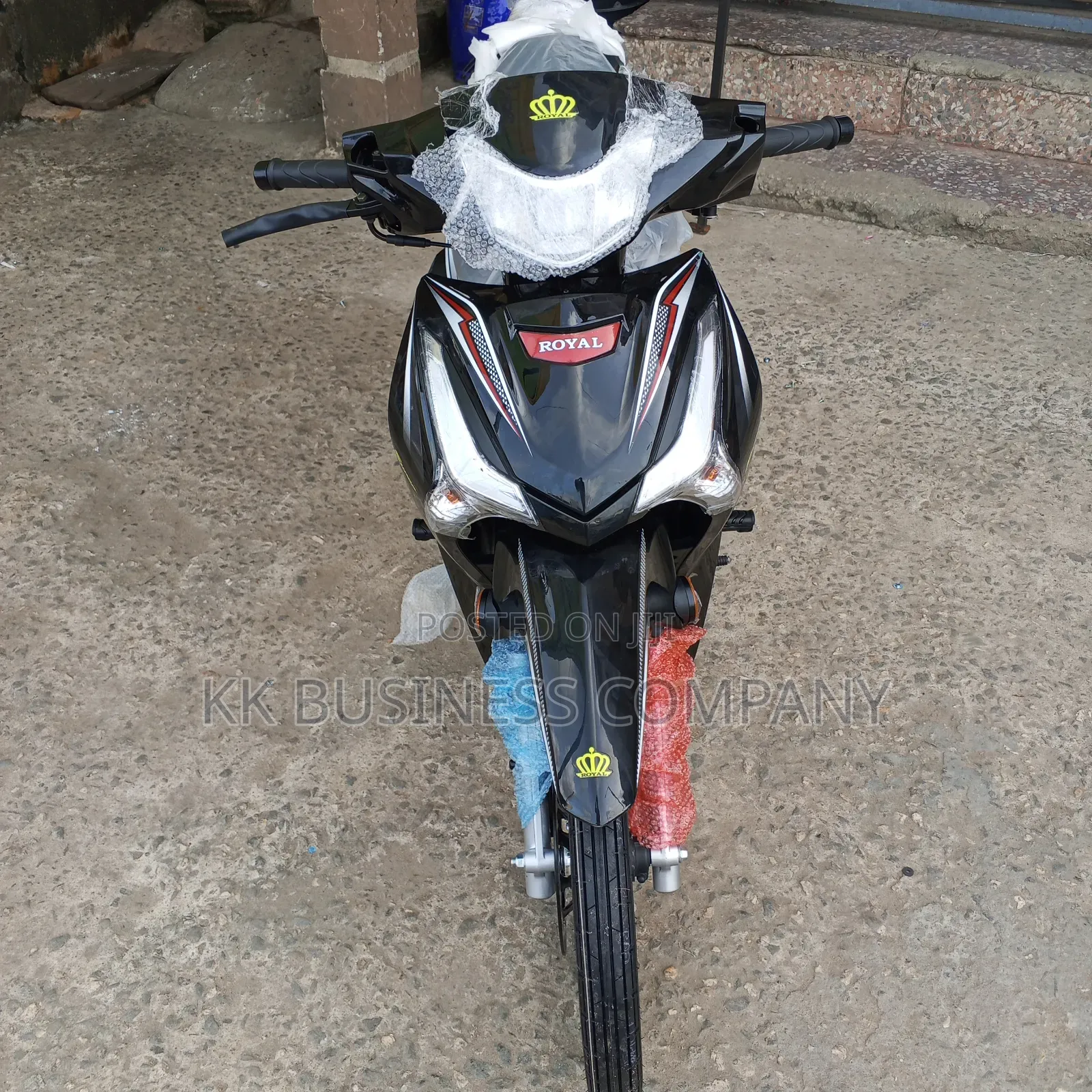 New Royal Motorcycle 2025 Black