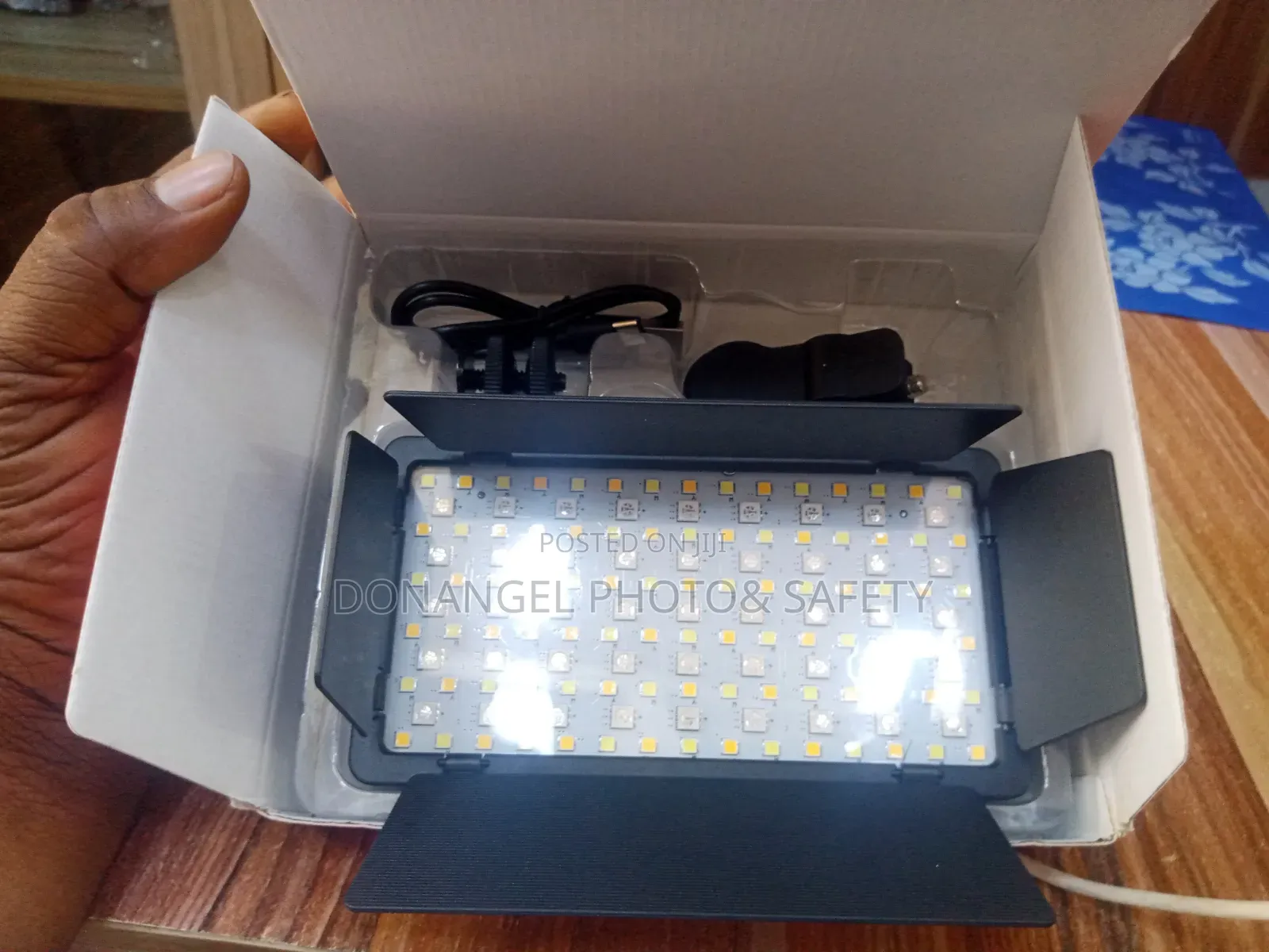 Led300 RGB Pro Light