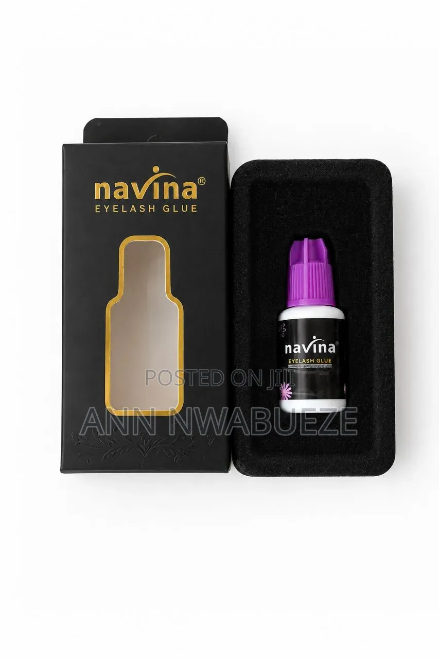 Navina Eyelash Glue