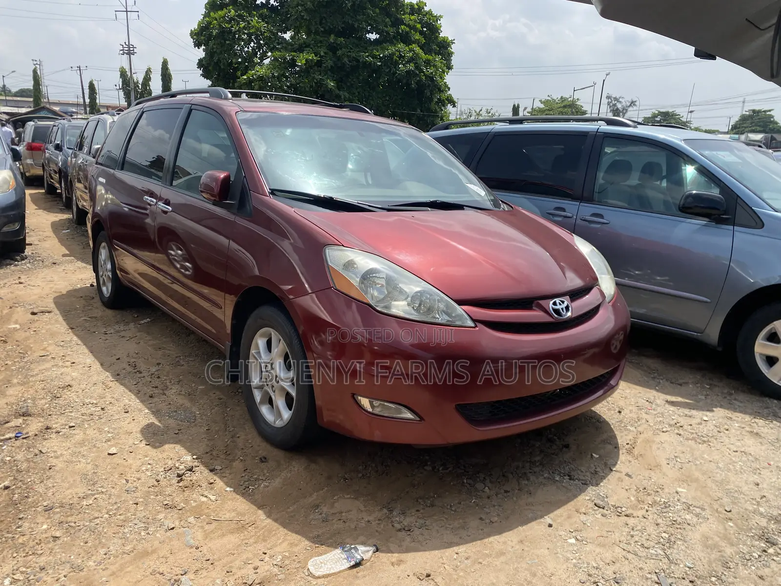 Toyota Sienna XLE FWD 2006 Red