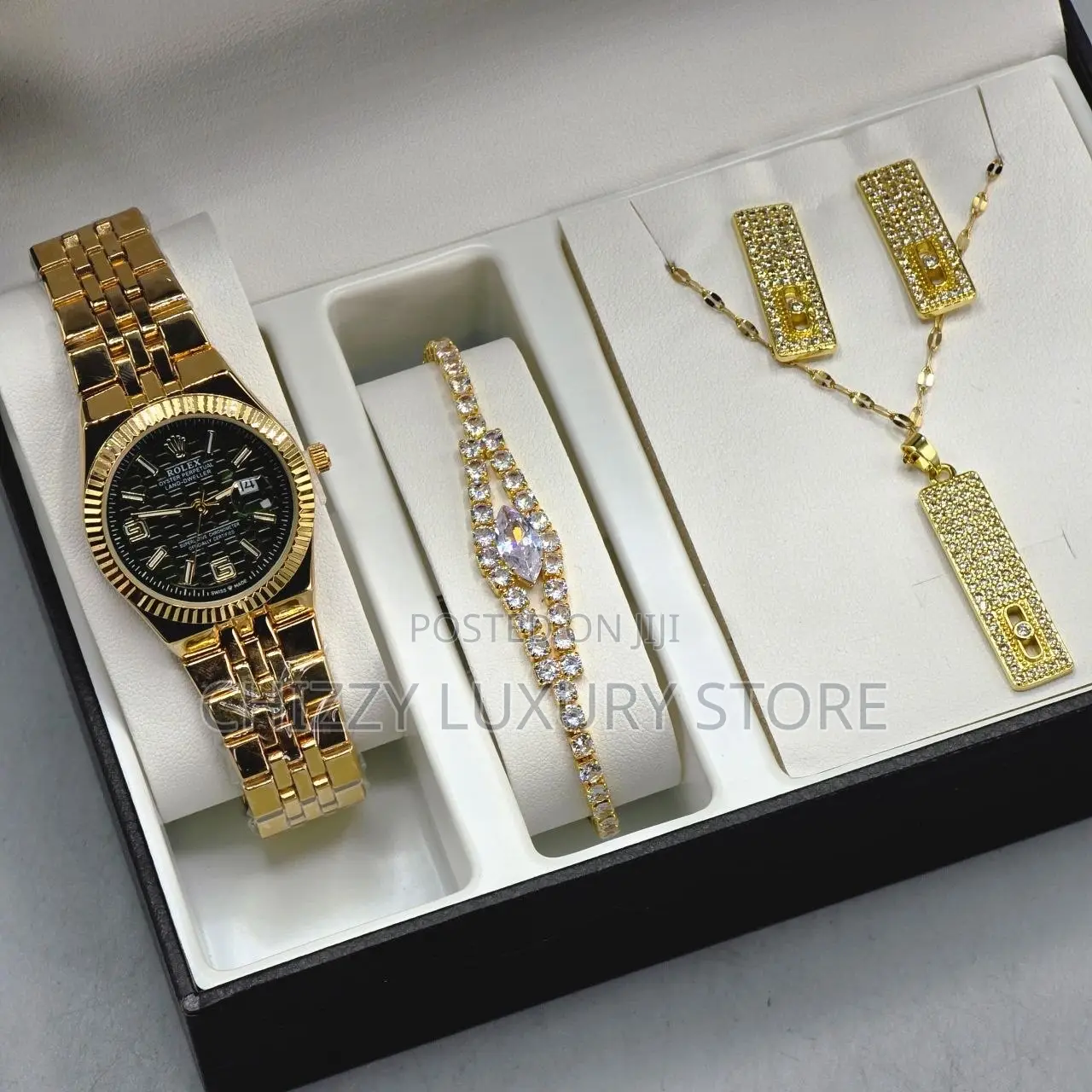 Michael Kors Quality Ladies Chain Strap Wristwatch