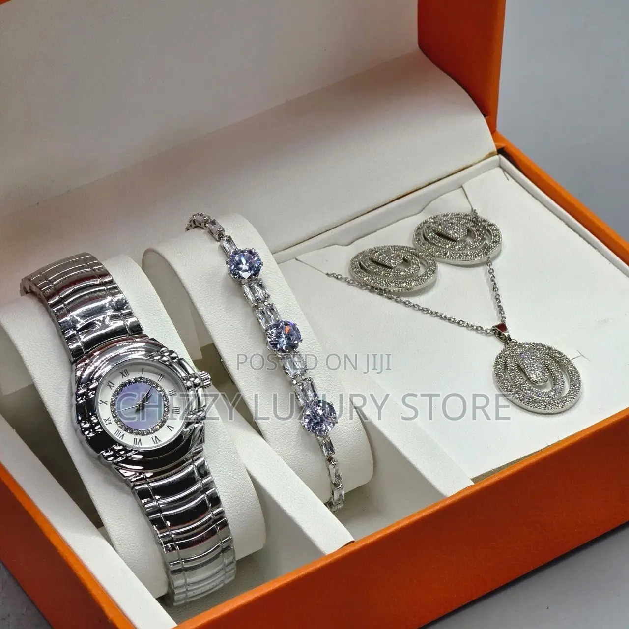 Michael Kors Quality Ladies Chain Strap Wristwatch