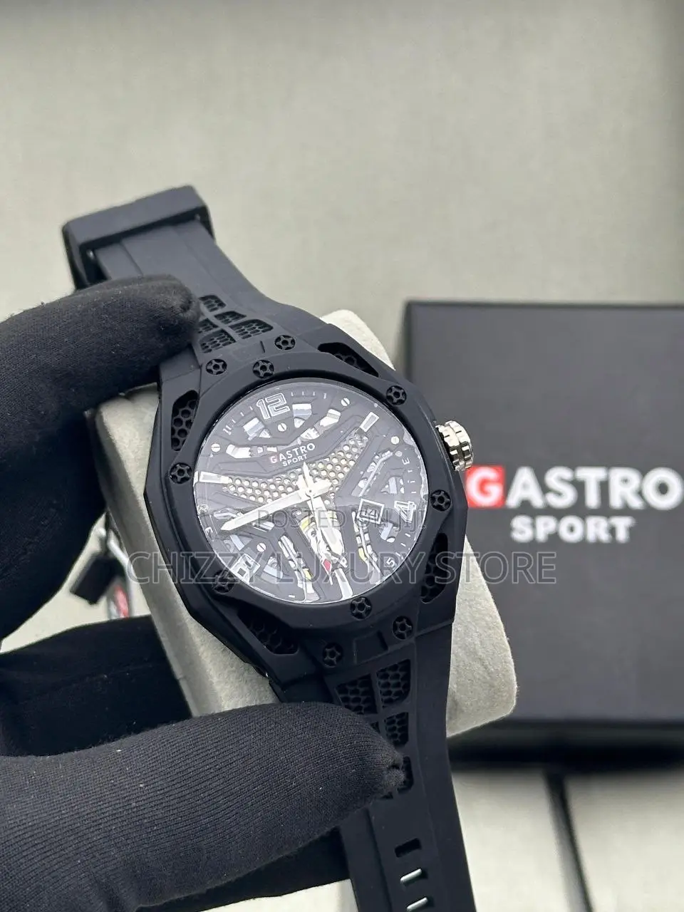 Gastro Quality Men Rubber Strap Wristwatch