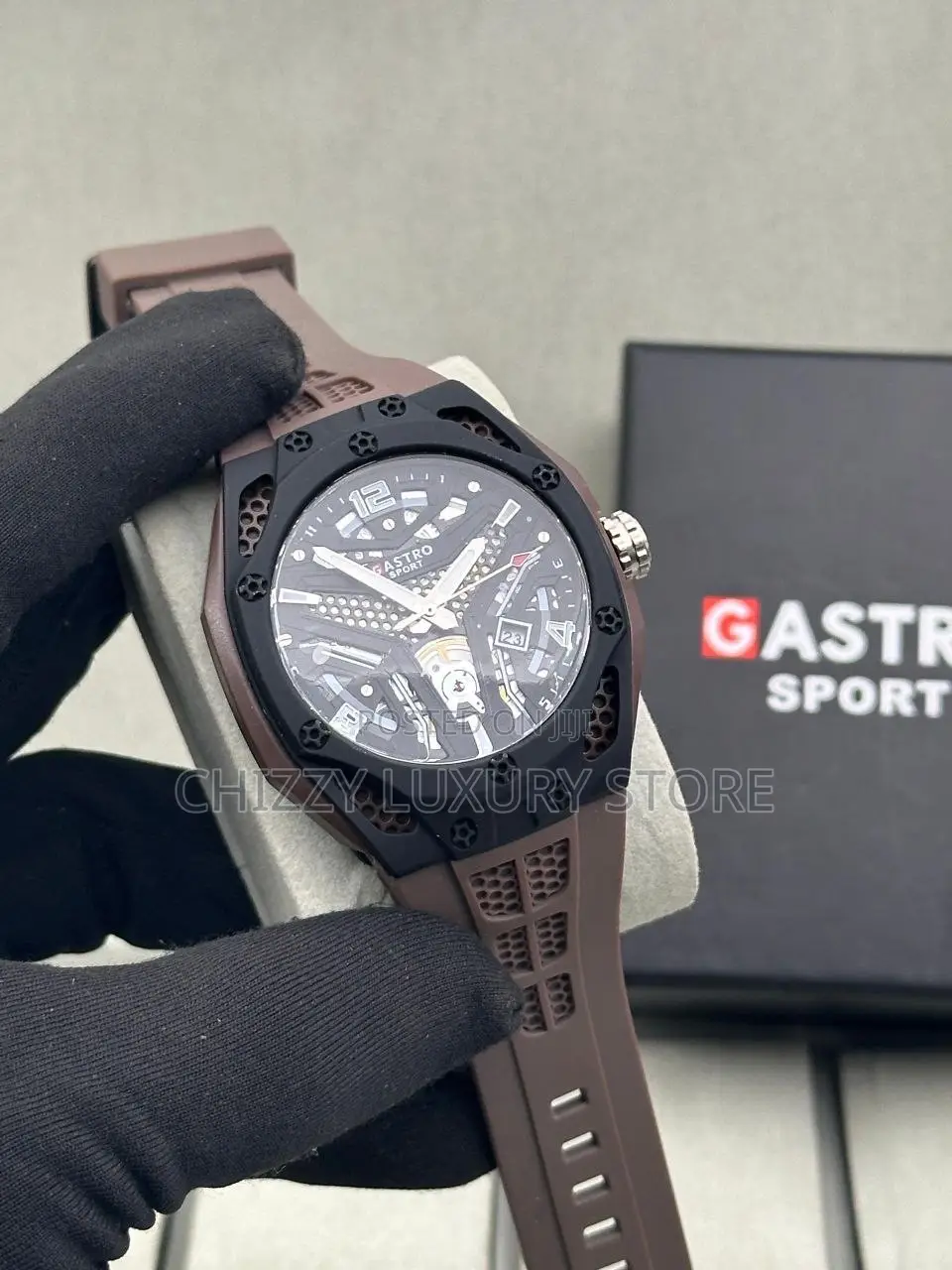 Gastro Quality Men Rubber Strap Wristwatch
