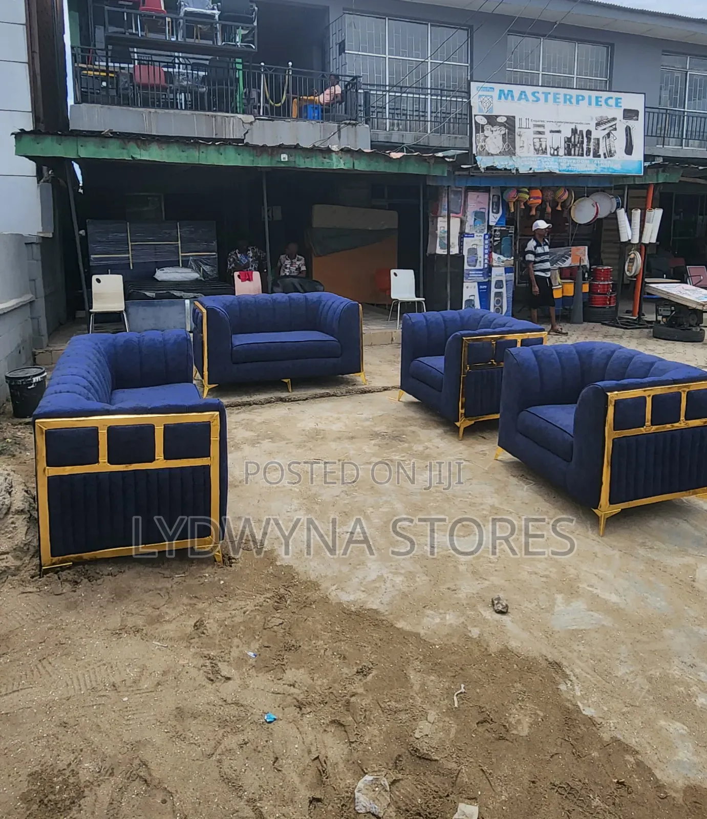 Beautiful Lovely Standard Quality 7 Seaters Padded Sofas