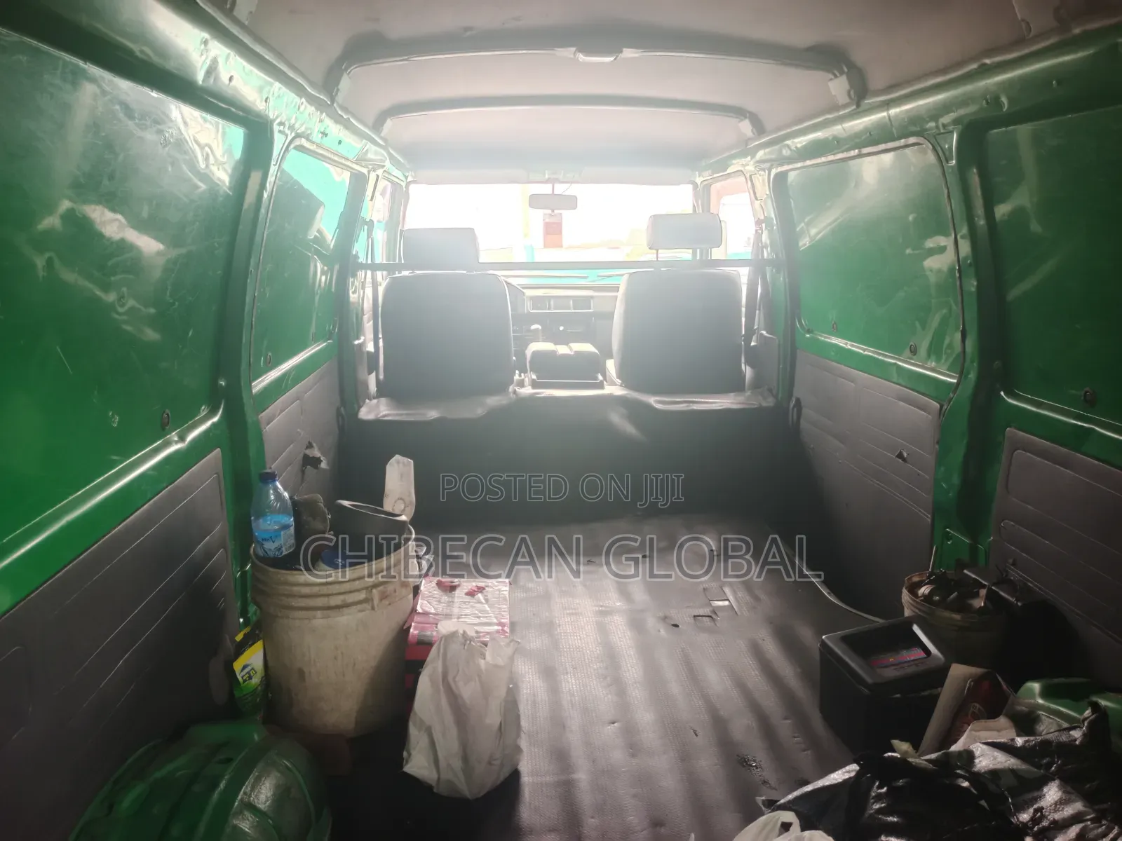 Mitsubishi Delica 2008 Blue