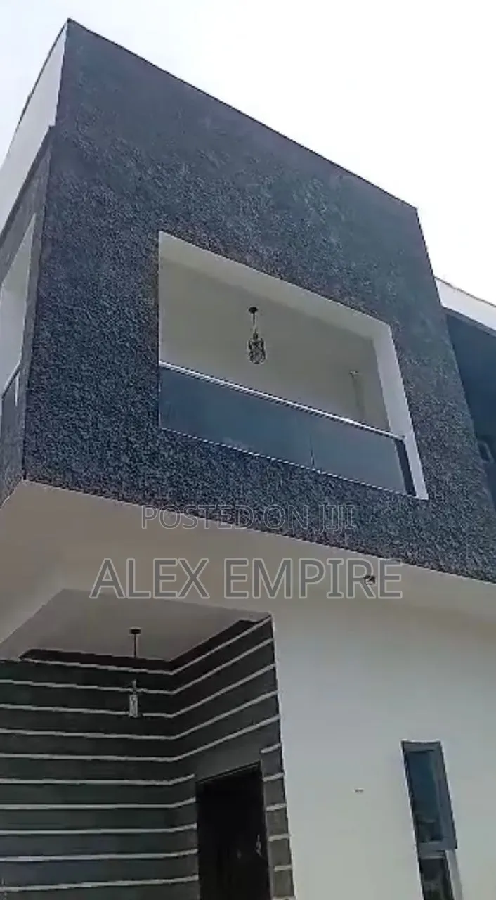 3bdrm Duplex in Bogije for sale