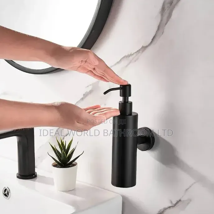 Soap Dispenser Black