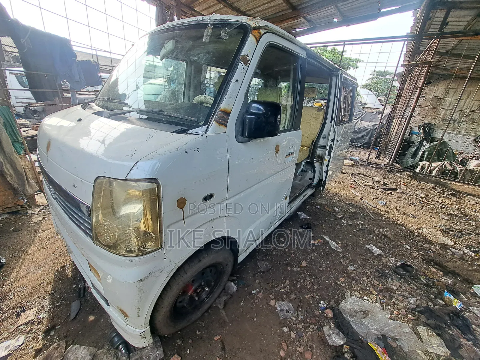 Suzuki Every 2014 White