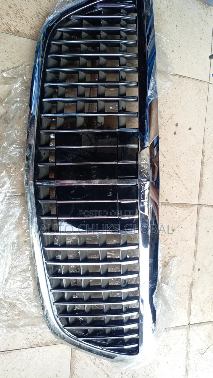 Front Grille W222 Maybach