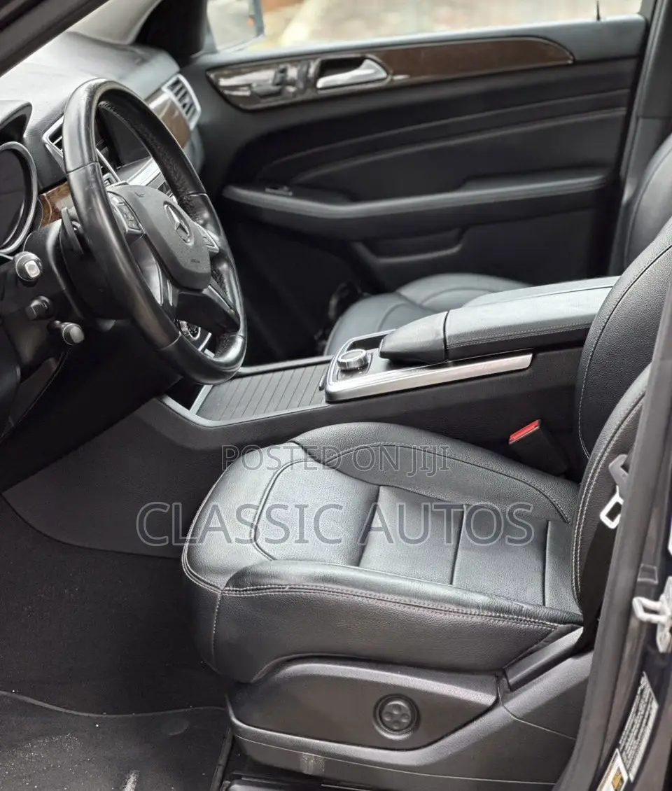 Mercedes-Benz M Class 2013 Gray