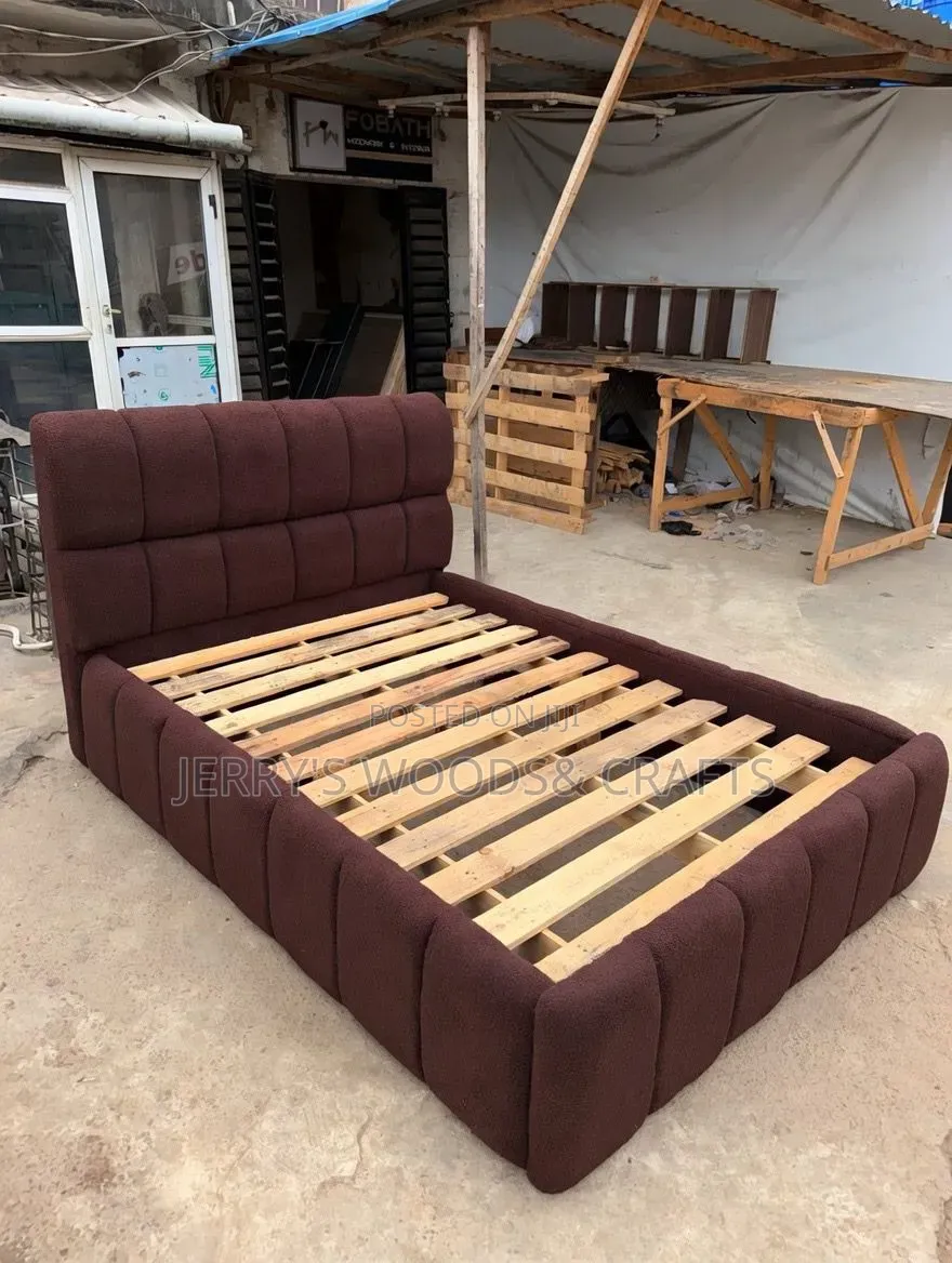 4/Half by 6 Bedframe
