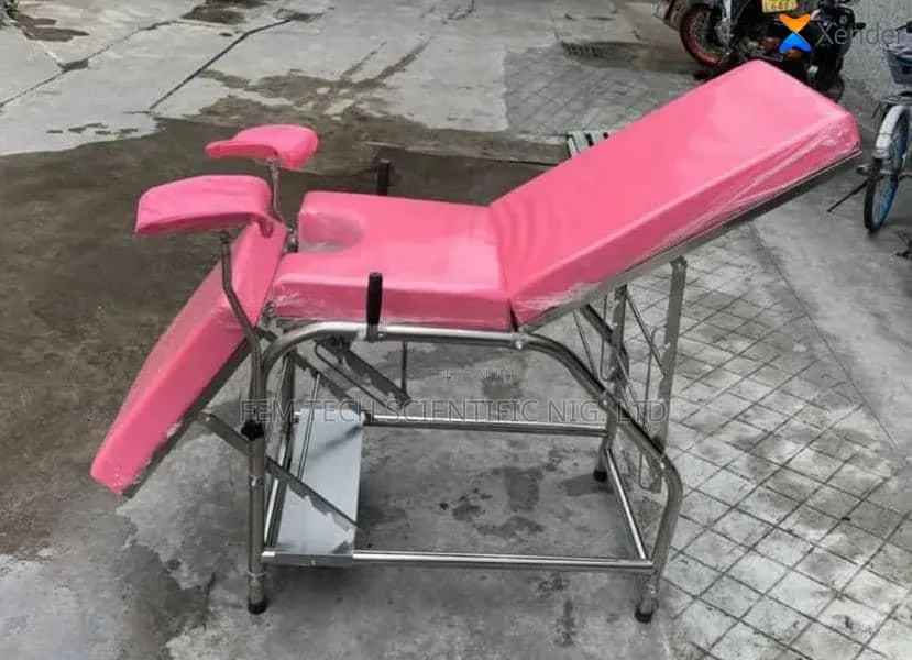 Delivery Couch Laboratory