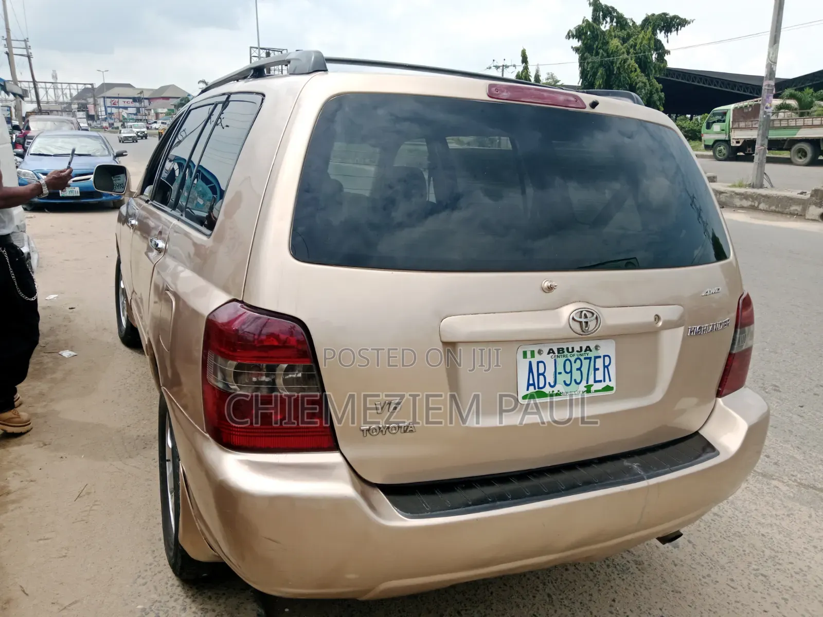 Toyota Highlander Limited V6 2005 Gold
