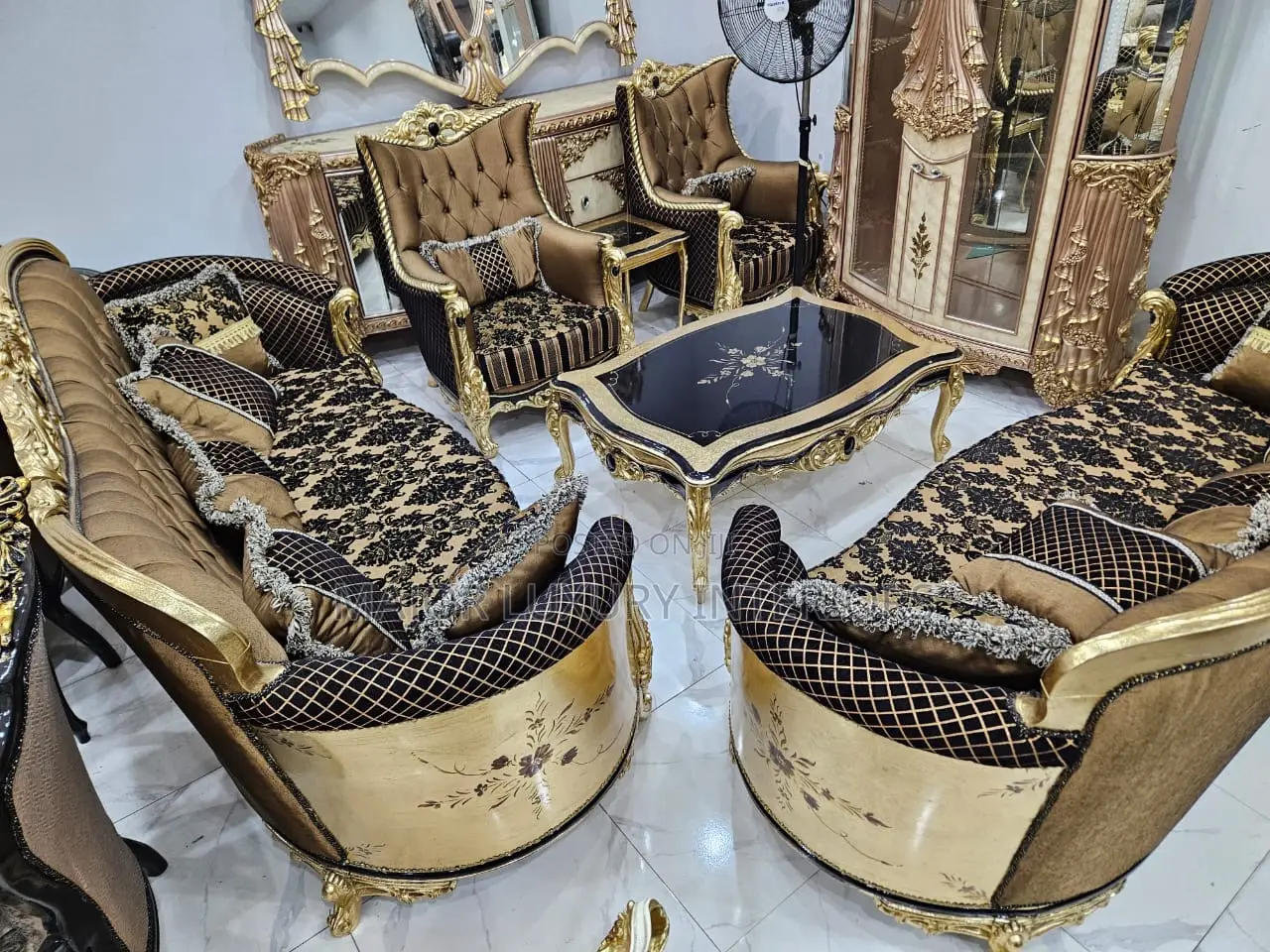Quality Royal Chair