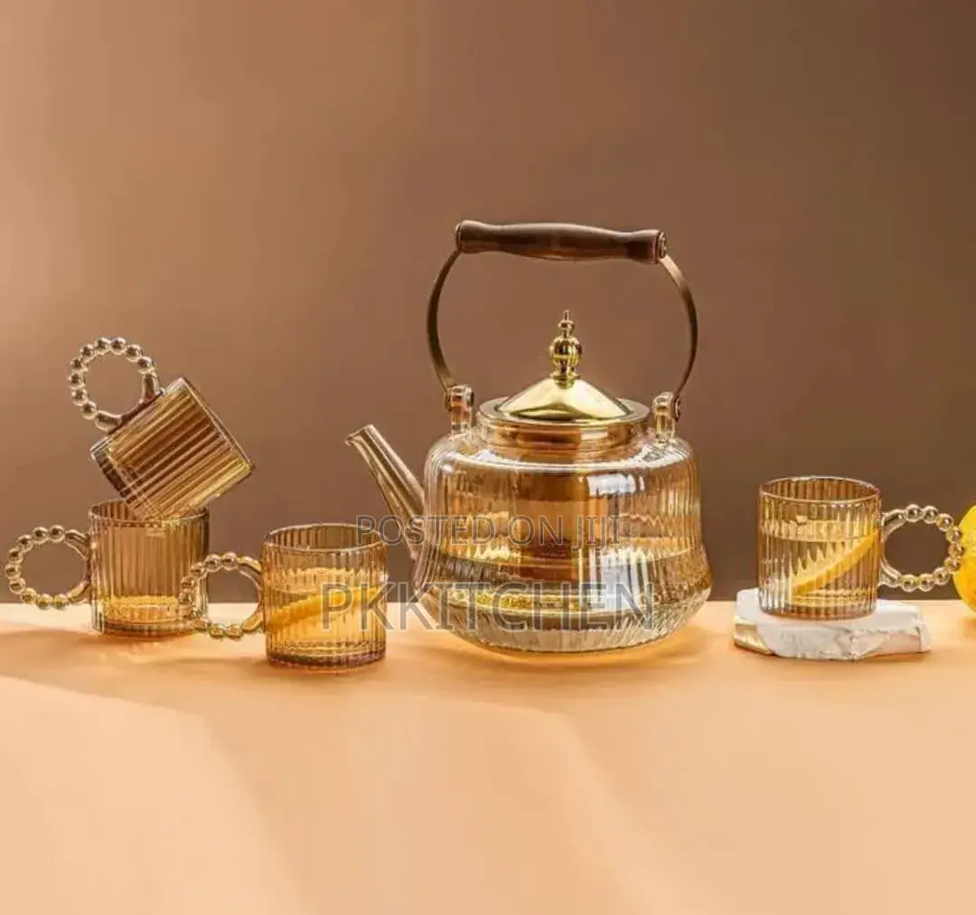 Tea Jug and Kettle