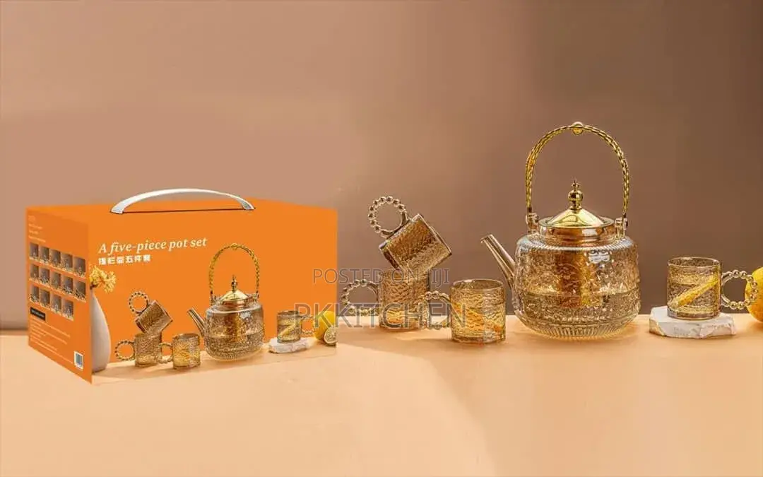 Tea Jug and Kettle