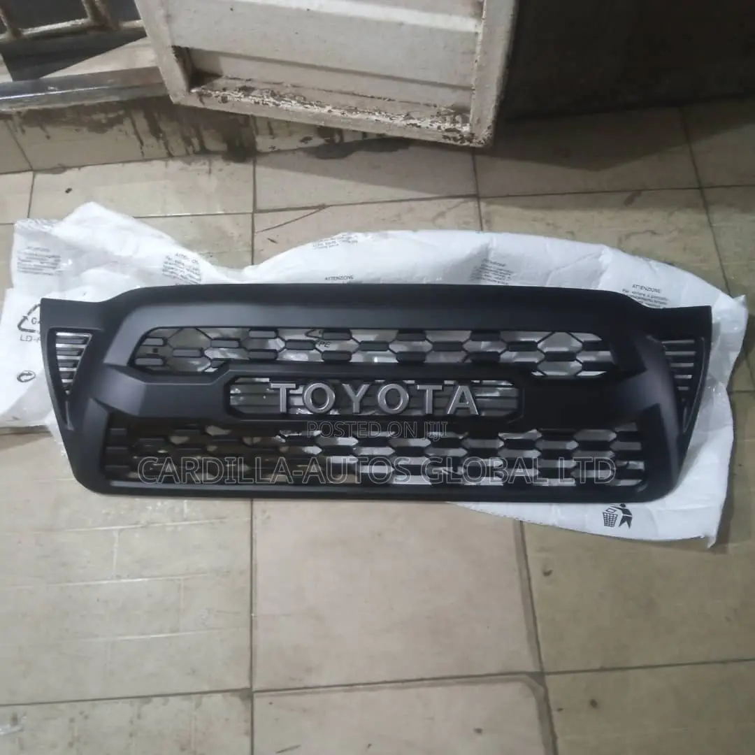 Front Grille for Toyota Tacoma 2005 Black