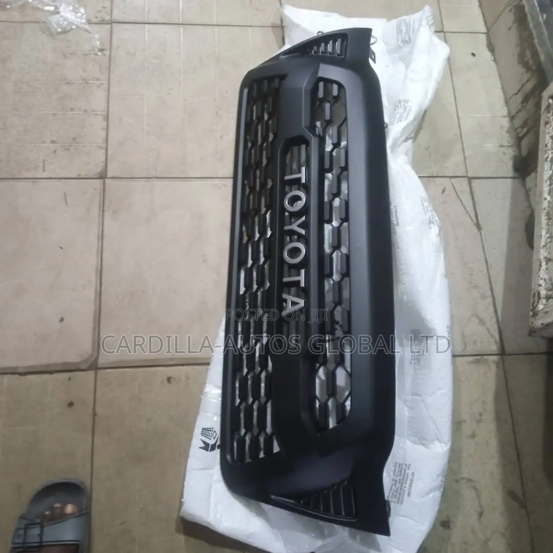 Front Grille for Toyota Tacoma 2005 Black