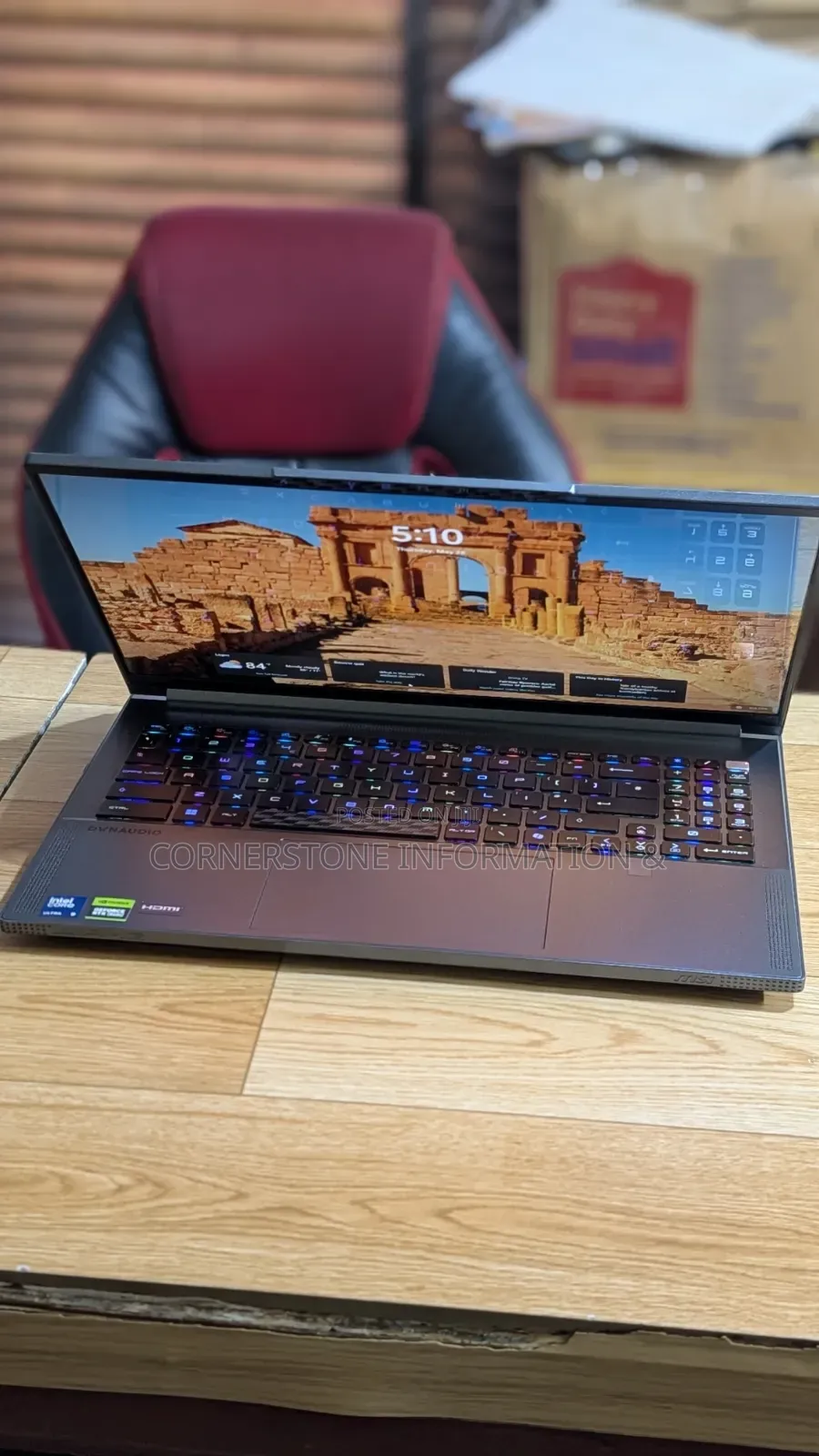 Laptop MSI Stealth 16 Studio A13VG 32GB Intel Core Ultra 9 SSD 2T