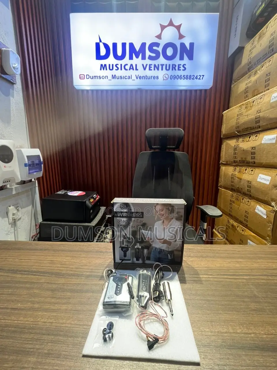 Single in Ear Wireless Monitor System