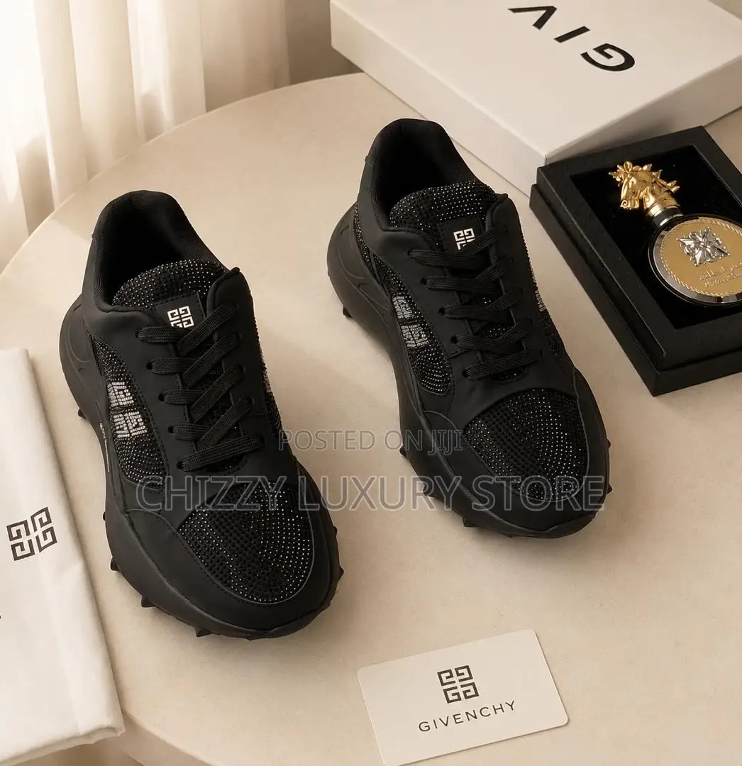 Givenchy Quality Luxury Men Black Iced Sneakers
