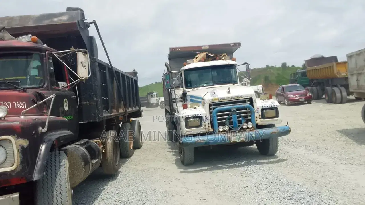 Wonder Irons Mining Chipping