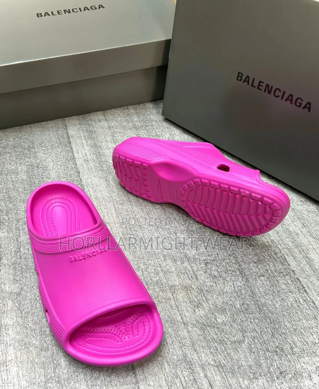 Balenciaga Easy Luxury Slide