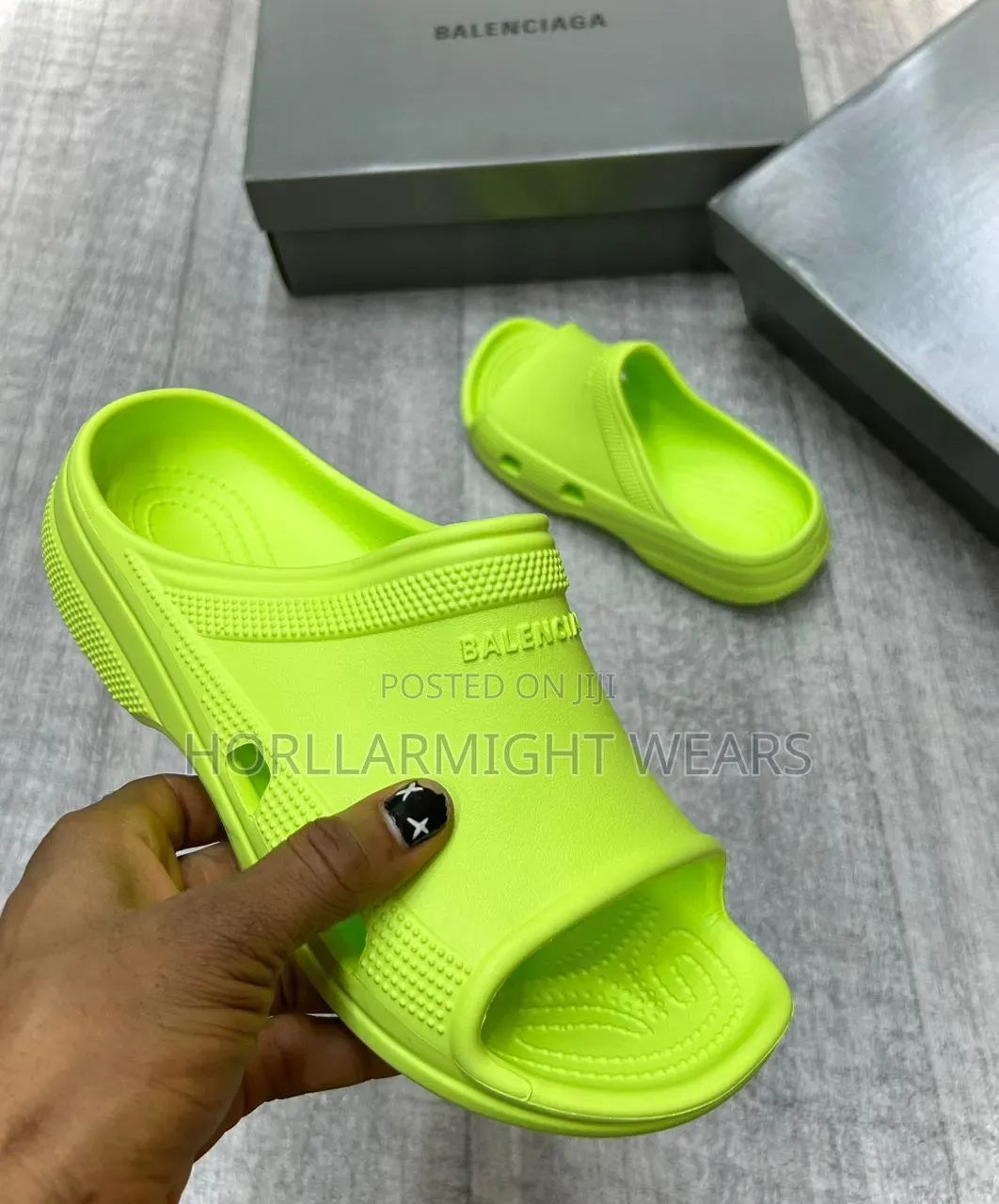 Balenciaga Easy Luxury Slide