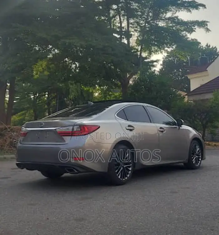 Lexus ES 350 FWD 2017 Gold