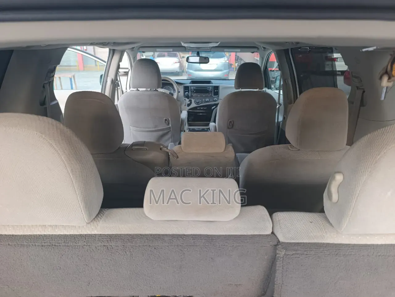 Toyota Sienna 2011 White