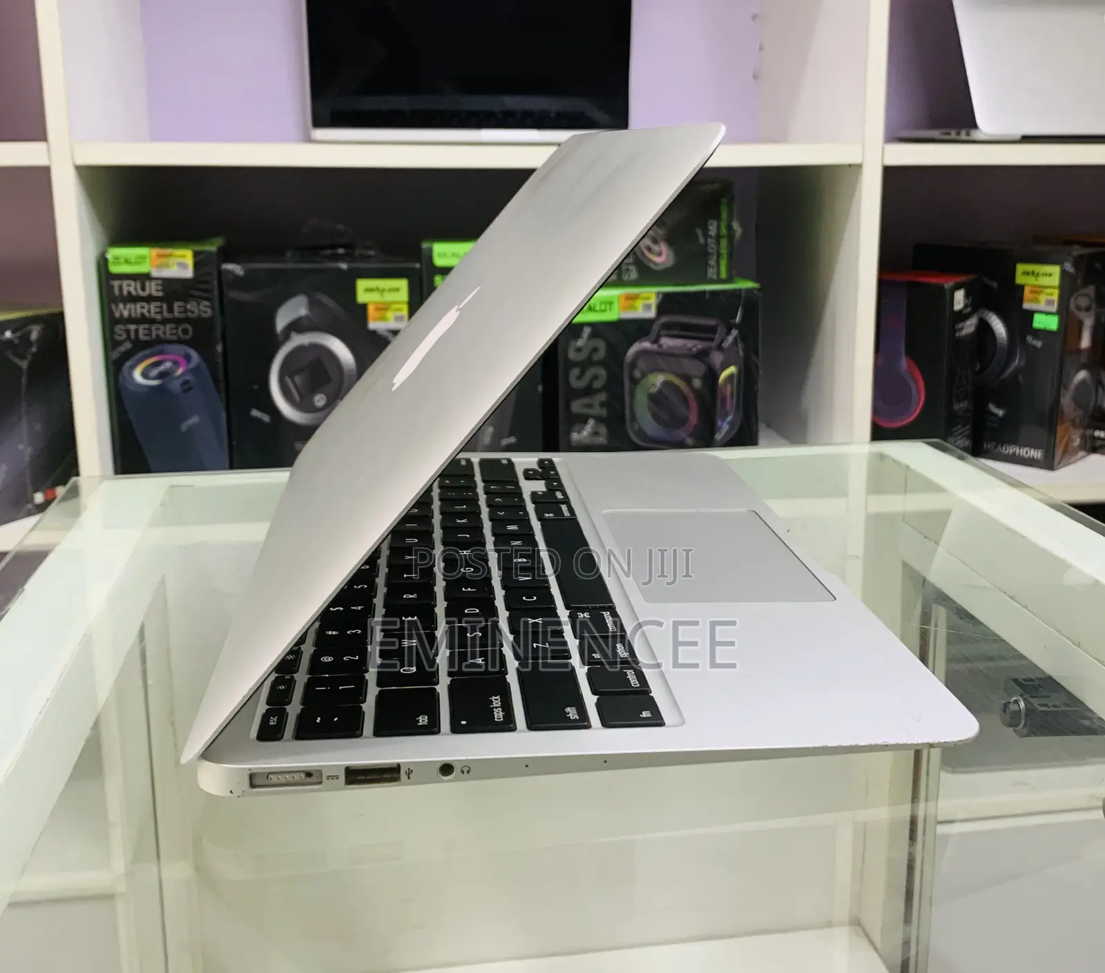 Laptop Apple MacBook Air 2015 4GB Intel Core i5 SSD 128GB