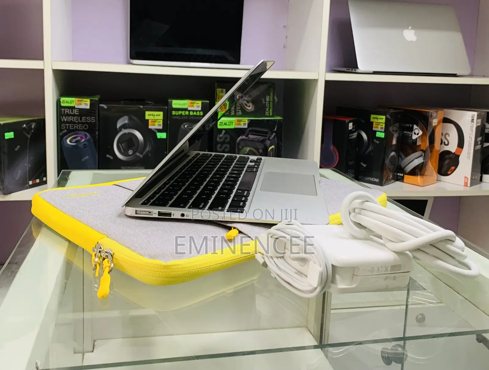 Laptop Apple MacBook Air 2015 4GB Intel Core i5 SSD 128GB