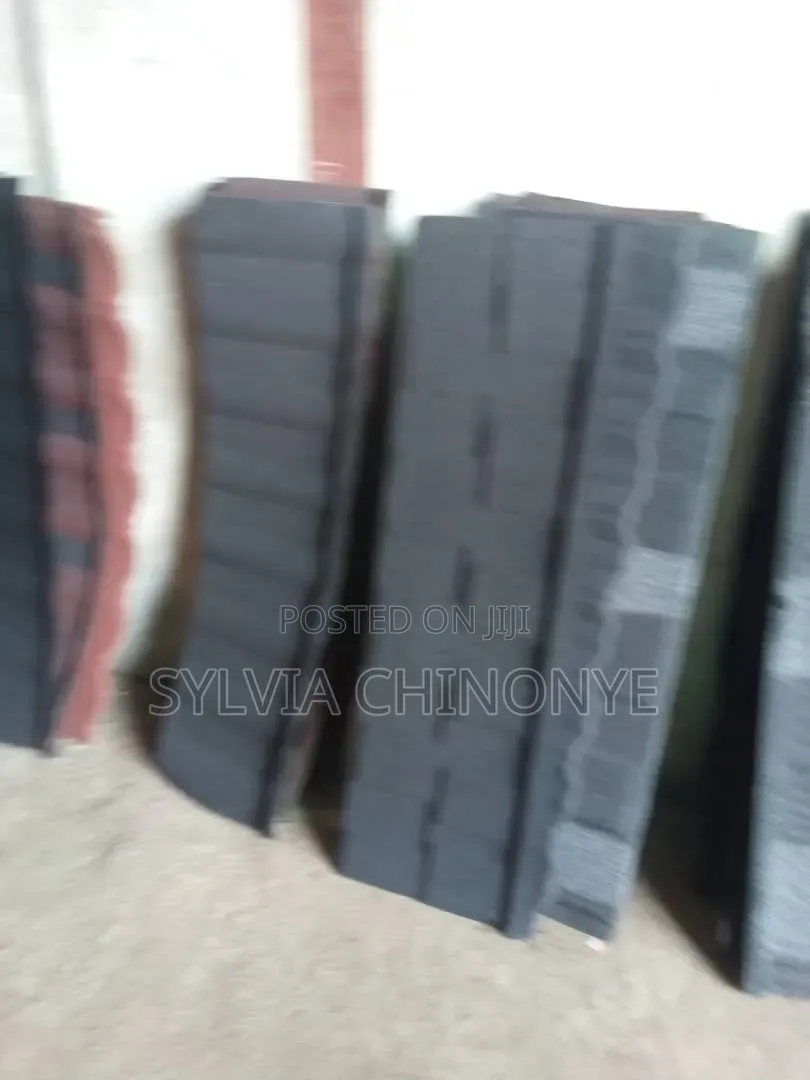 Wood Check and Shingles Black Quality With 50 Years Warranty
