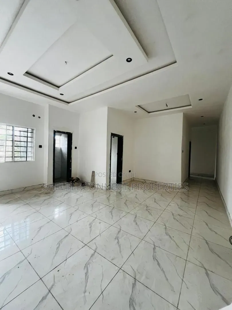 3bdrm Apartment in Oregun for sale