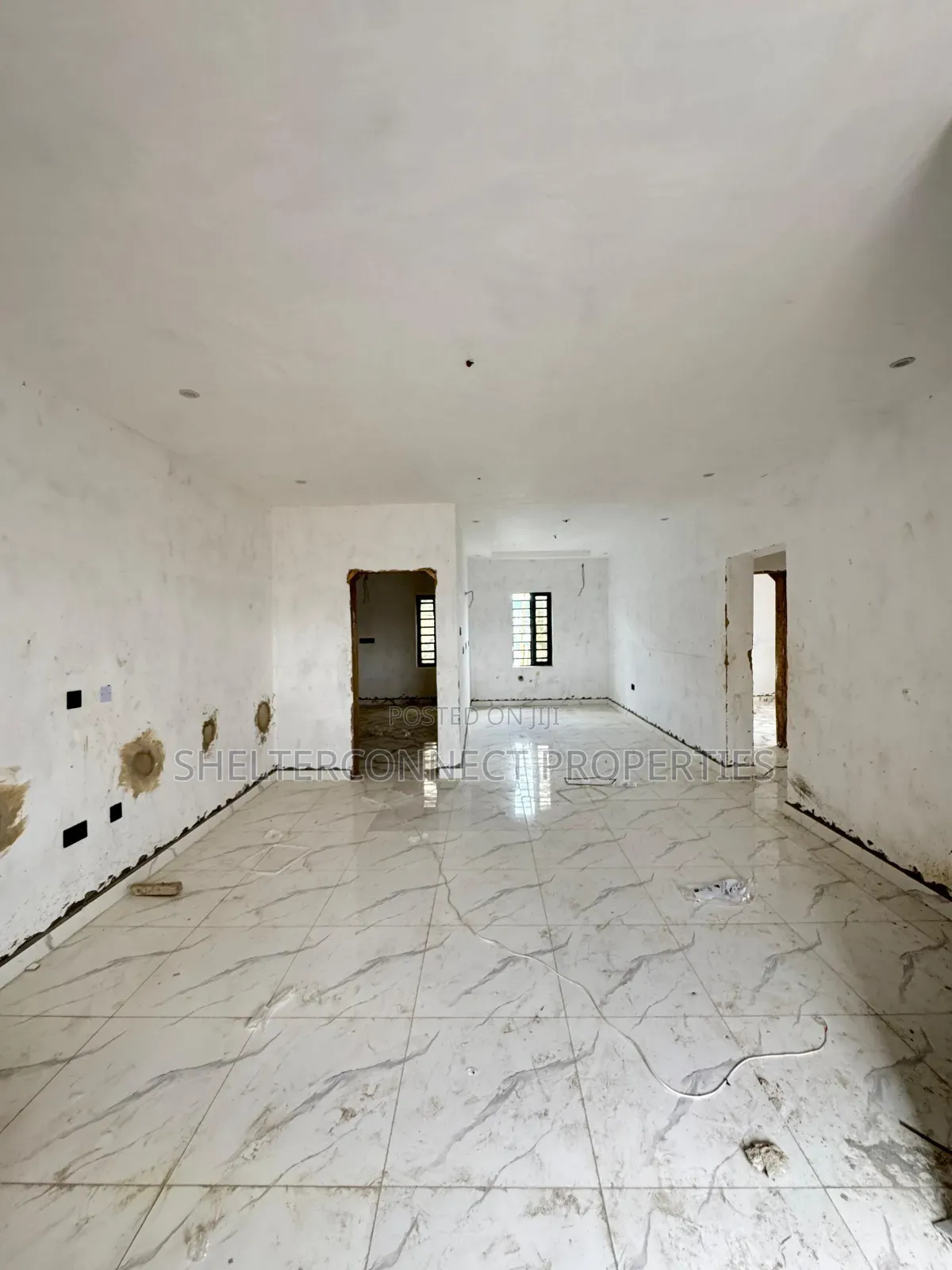 3bdrm Apartment in Aguda / Surulere for sale