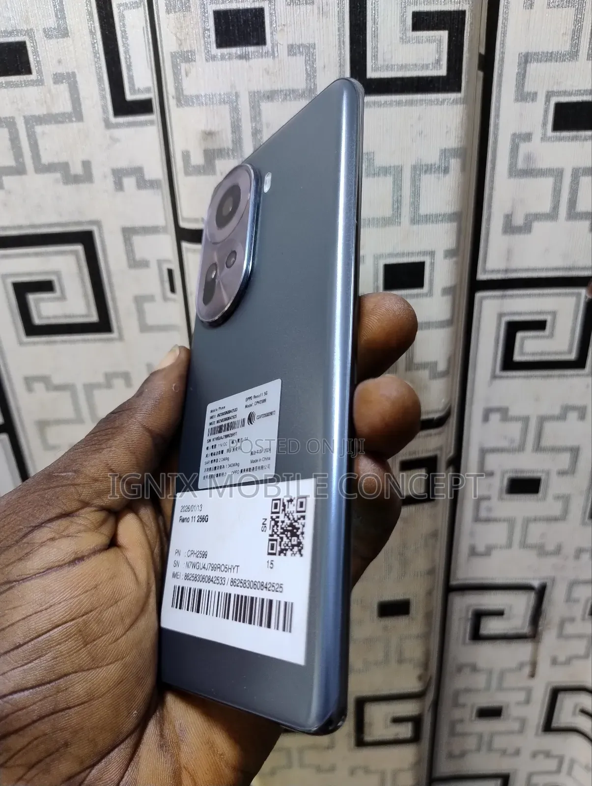 Oppo Reno11 256 GB Gray