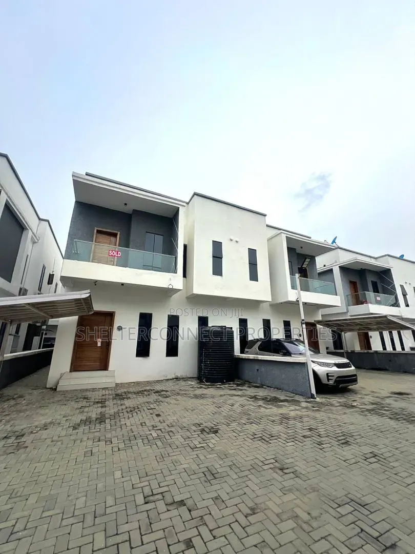 4bdrm Duplex in Lekki Expressway for sale
